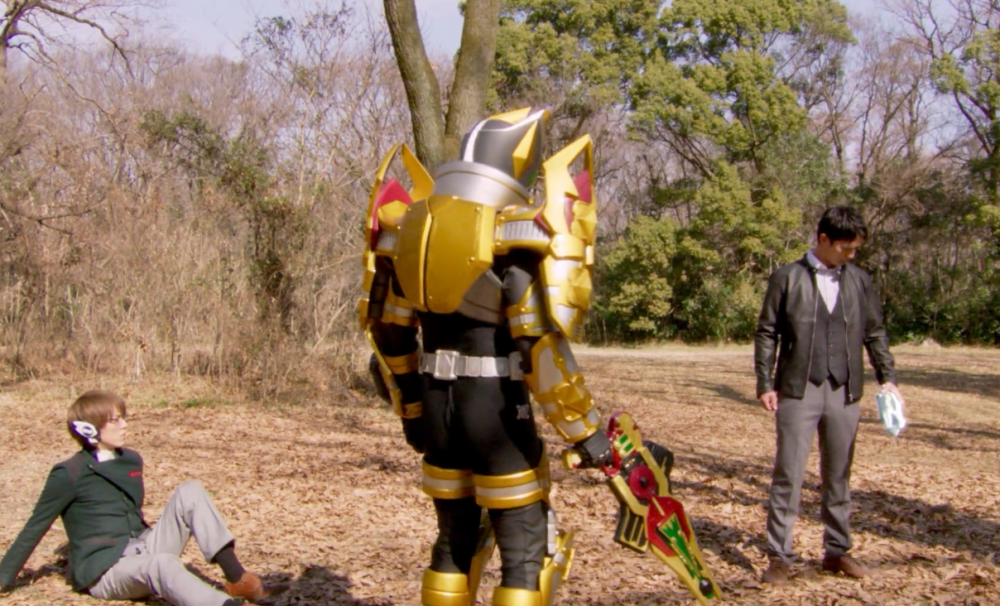 假面骑士格连成功解锁帝皇形态 金光闪闪的皮套 比帝皇剑还要亮_腾讯