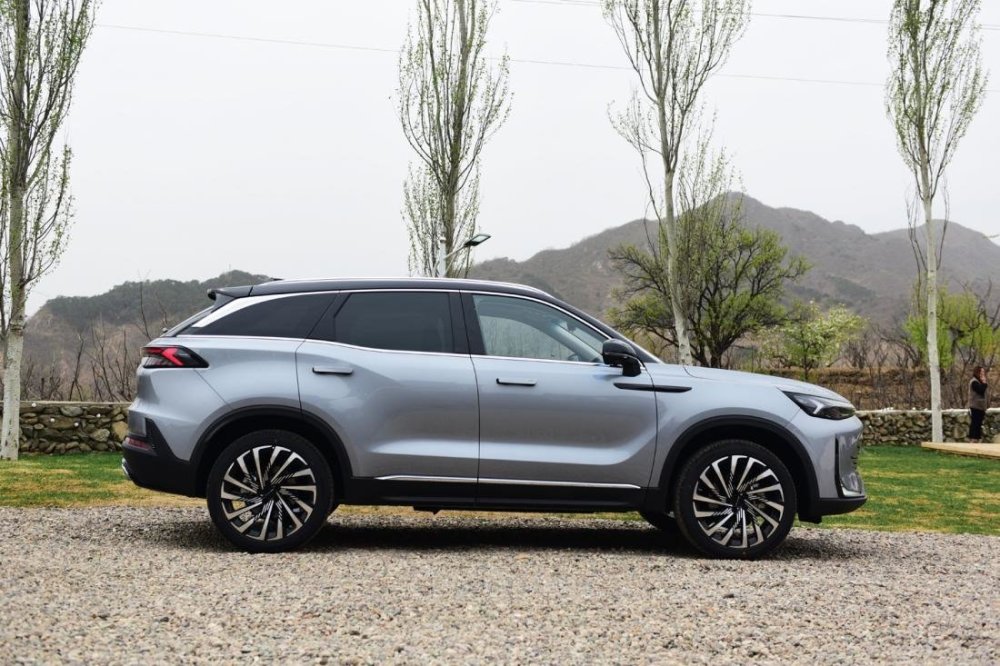 "大舒"大有可为,抢先试驾北汽新款x7尊享 版_腾讯新闻