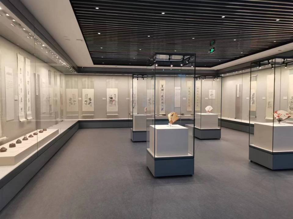6月18日下午,《杭人唐云——唐云艺术馆馆藏精品展》在杭州唐云艺术馆