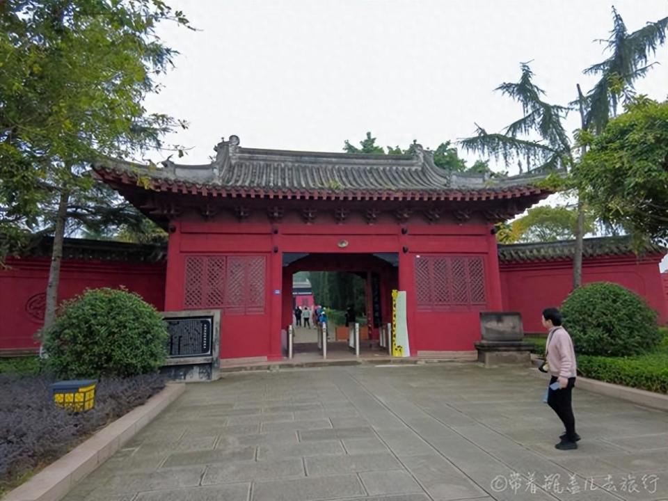 实拍成都明蜀王陵地宫,奢华精美堪比十三陵,但却有一点令人可惜_腾讯