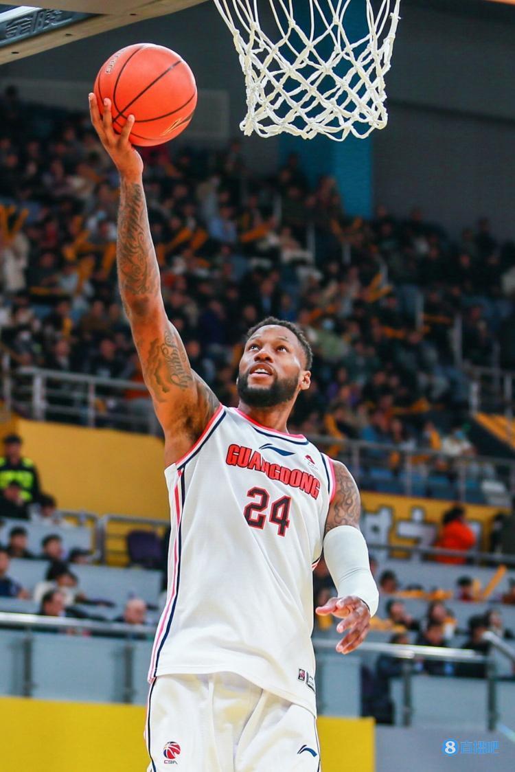 威姆斯10中9砍半场最高20分 正负值 12_腾讯新闻