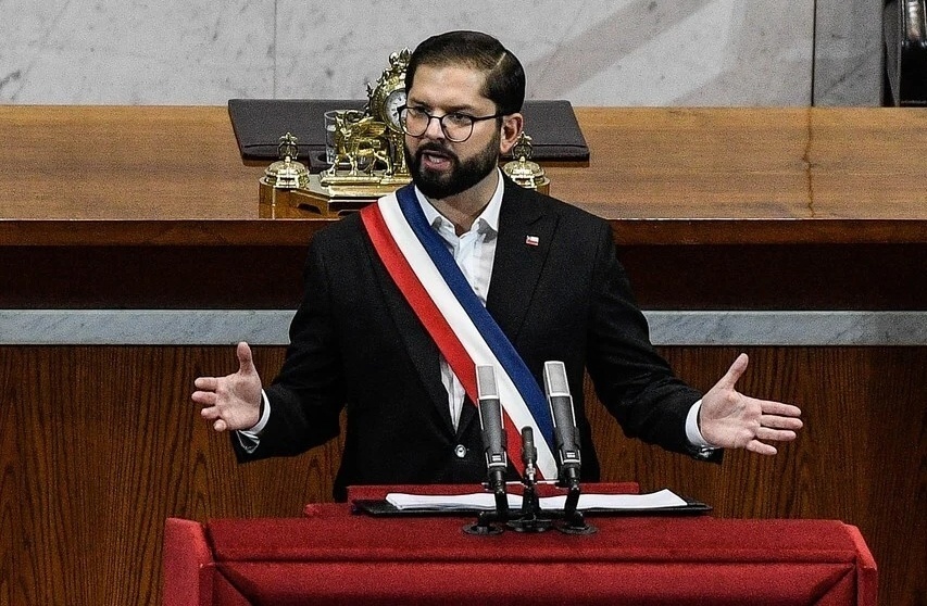 智利现任总统图片