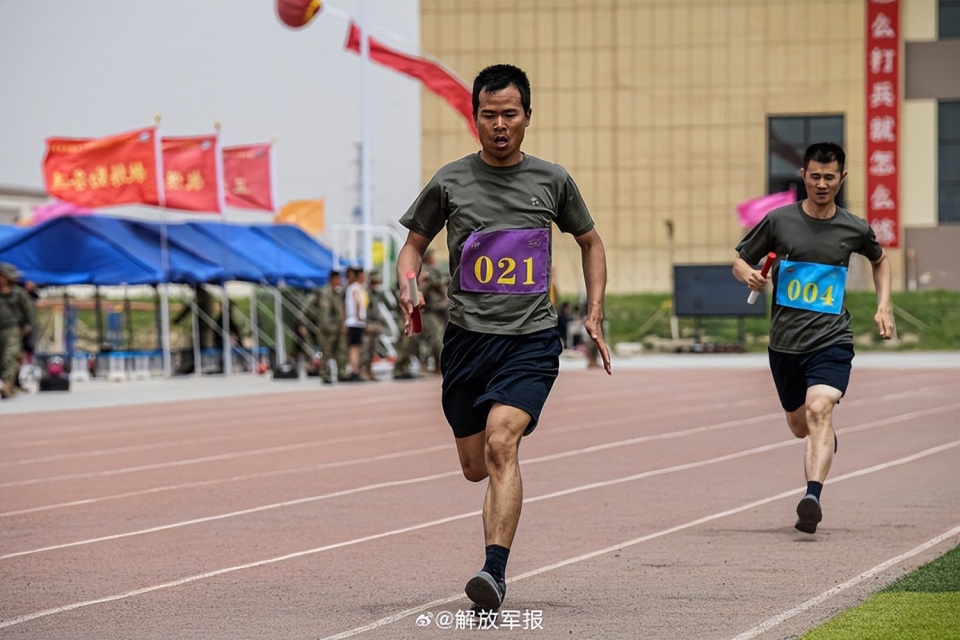 实力比拼!直击军体运动会现场