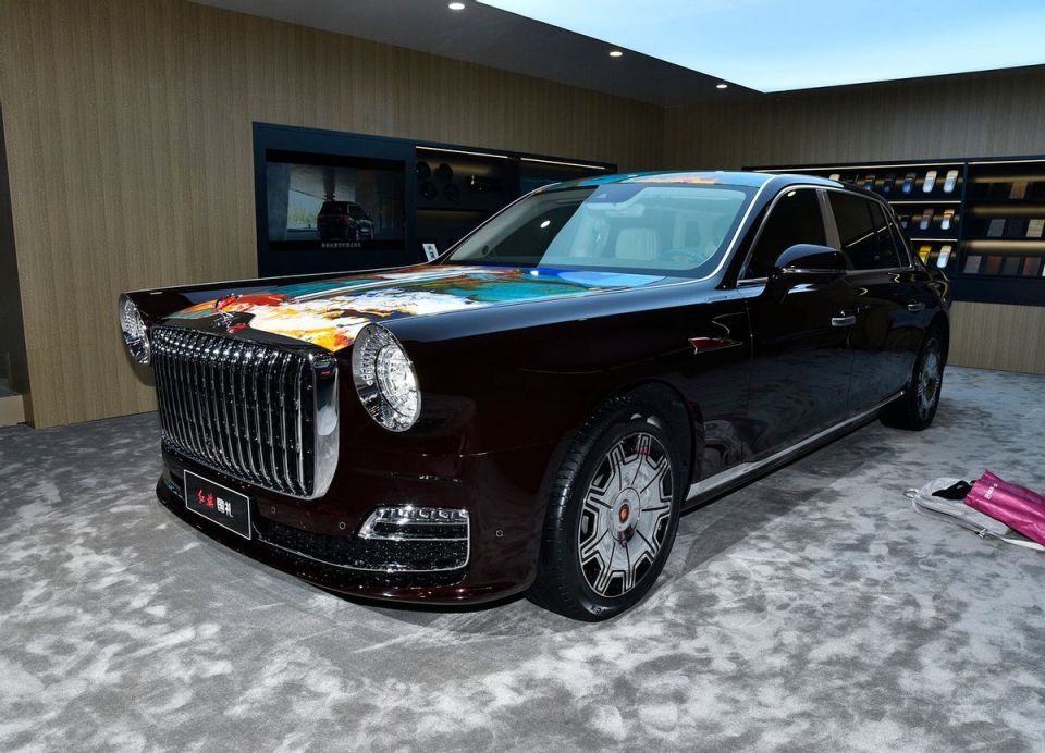 售价718万元,红旗国礼正式上市! 车长近6米,内饰尤为豪华