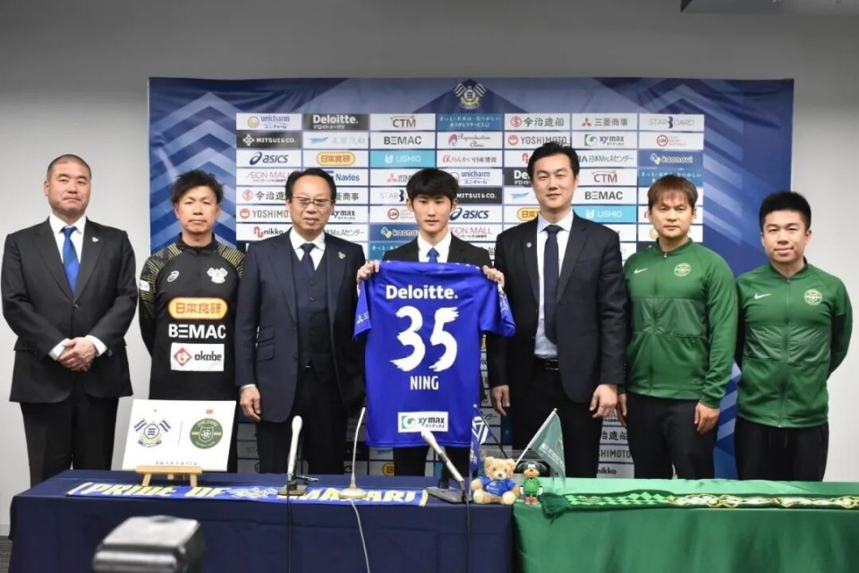 焦凤波感谢冈田武史对浙江队的信任希望大家为宁方泽加油