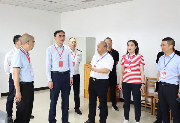 新都区委书记王忠诚督导检查新都一中高考考点_腾讯新闻