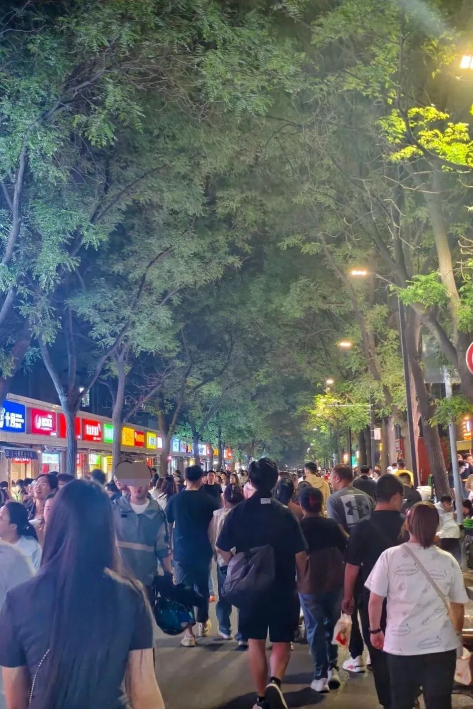 商市脉动丨集市齐聚,构建迎泽夜生活"烟火地"