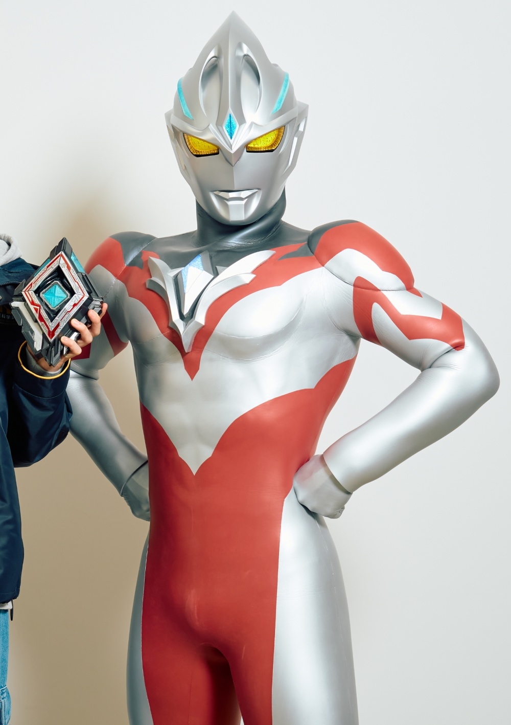 亚刻奥特曼现场皮套高清图公开总算知道这个奥特曼为什么难看了