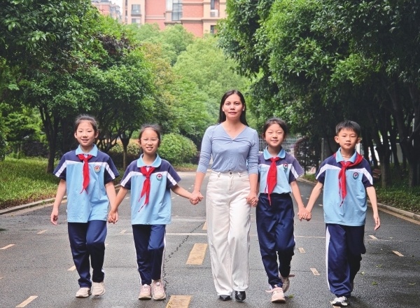 付艳泓:孩子最不可爱的时候,恰恰最需要爱_