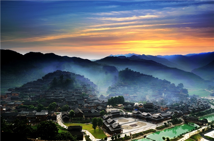 三都中国西部赛马城)→都匀市(绿博园