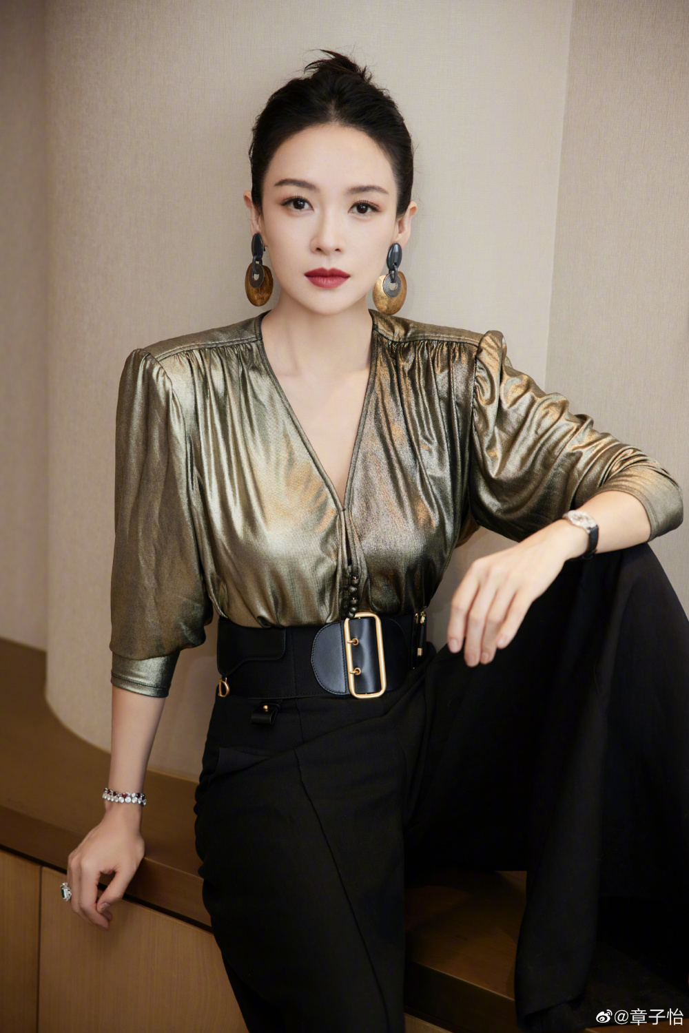 章子怡上海个人独资影视工作室注销