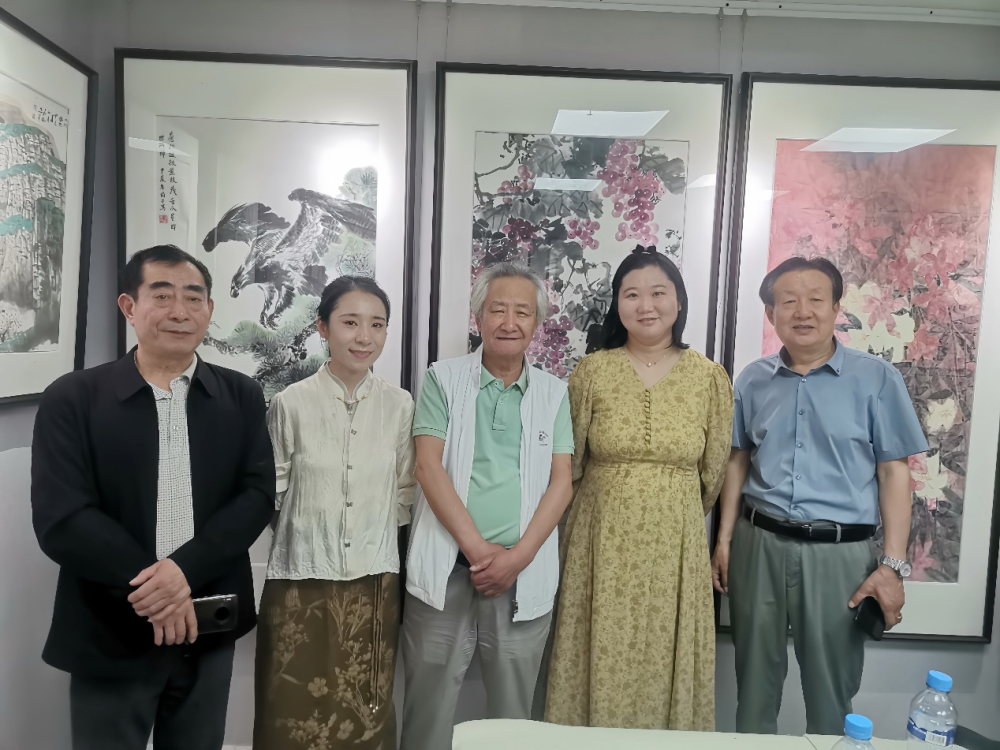 参加本次展览的画家有:蔡嘉励,赵仰柴,宗玉魁,王天禄,马晓辉,李延