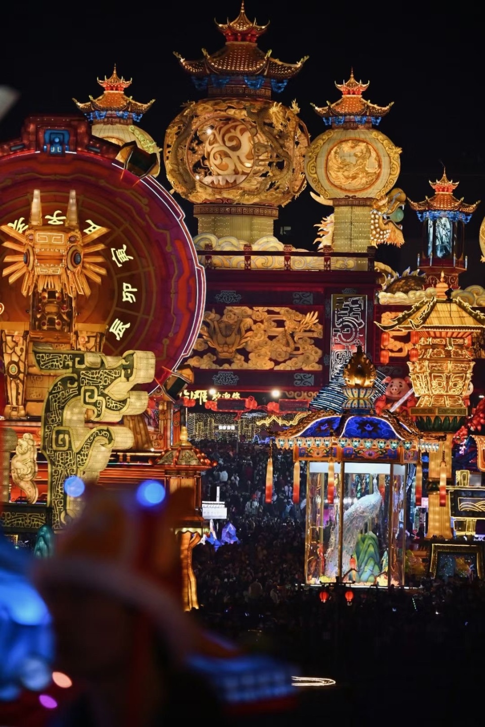 莫急, 灯会将持续至3月底