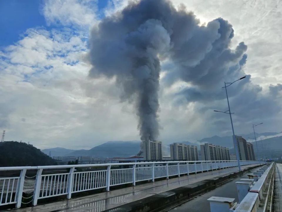 平潭流水火灾图片