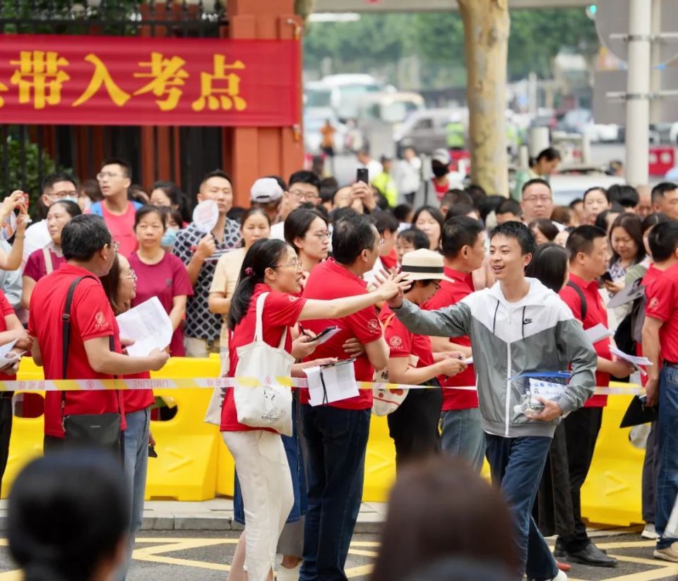 高考进入第二天,湖北查分时间已公布!