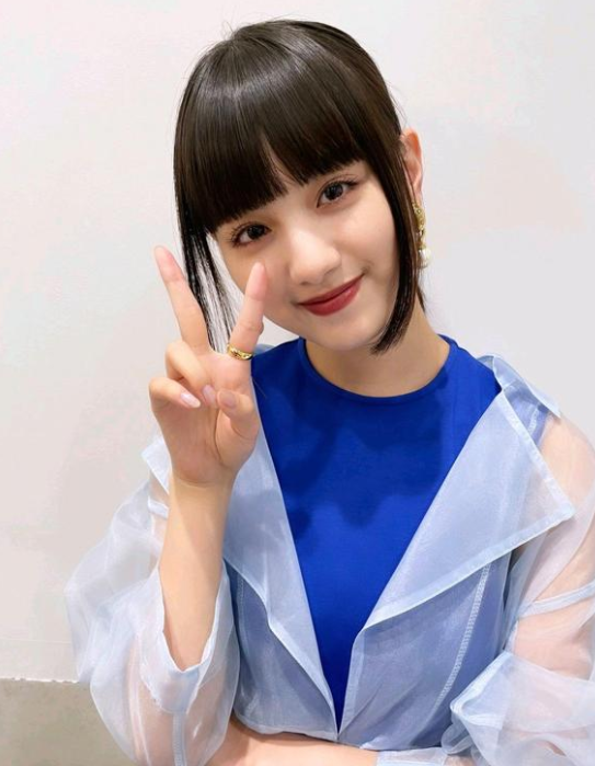 假面骑士01女主瘦了 没想到伊兹这么好看 难怪后期或人会黑化