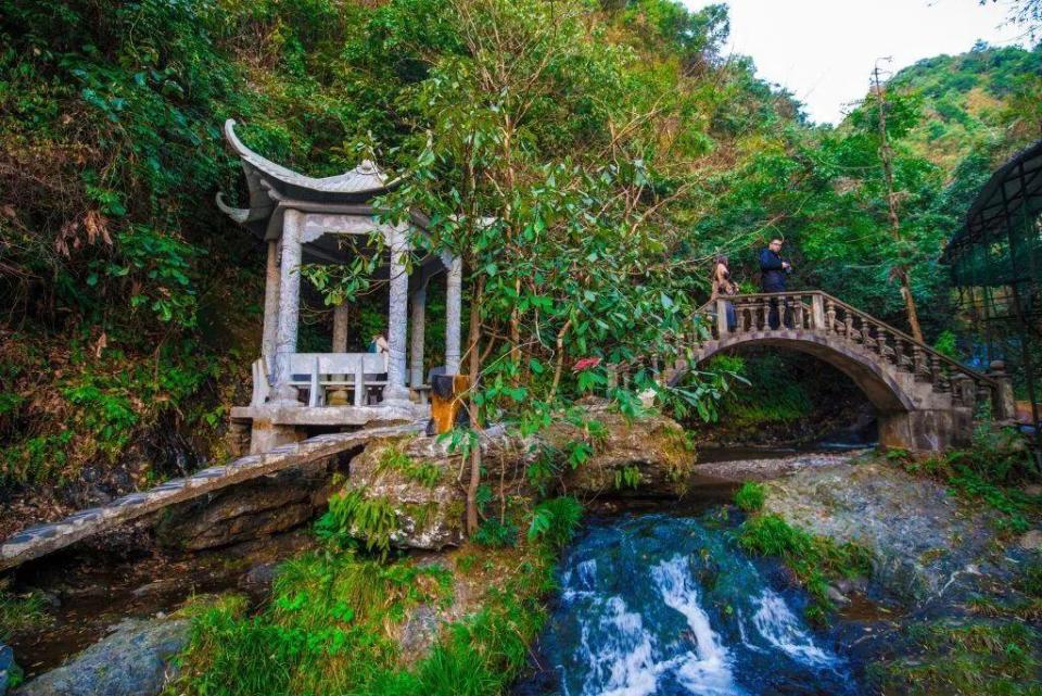 夏霖九天银瀑景区,四季好玩度拉满