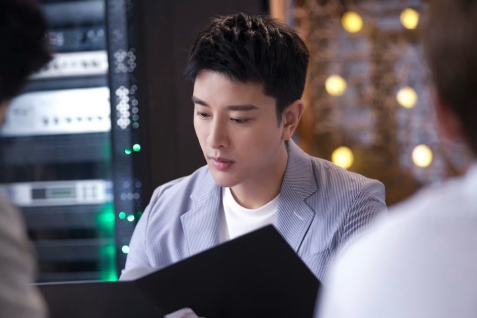 贾乃亮《创想季》开播就被一星刷屏,观众的差评理由出奇一致!