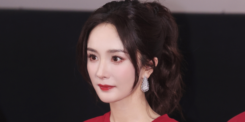 《火锅》逃档了,《哈尔滨1944》扑了,拿顶薪的杨幂成了85花之耻