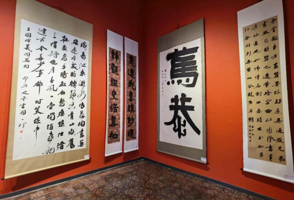 "山海磨砚——赵焕亮作品展"在青岛美术馆开幕