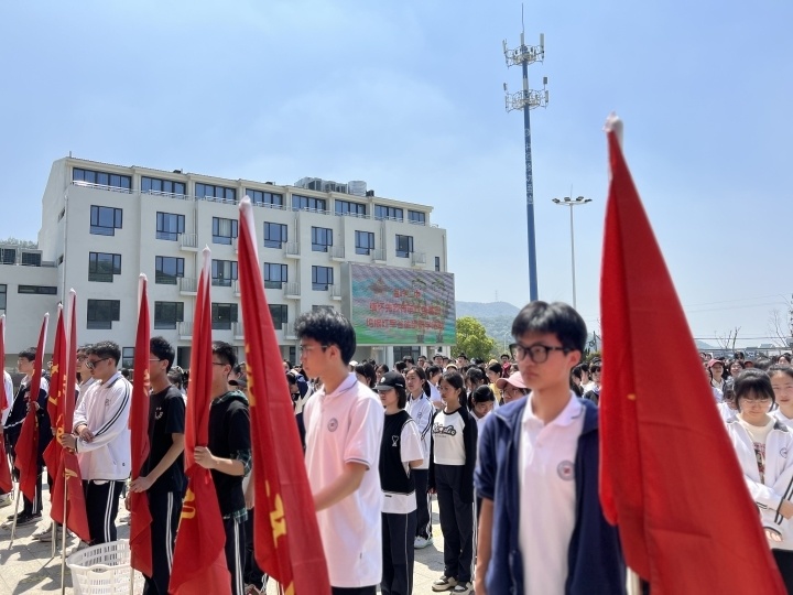 坚持毅行二十载温岭市第二中学有一堂行走的德育课