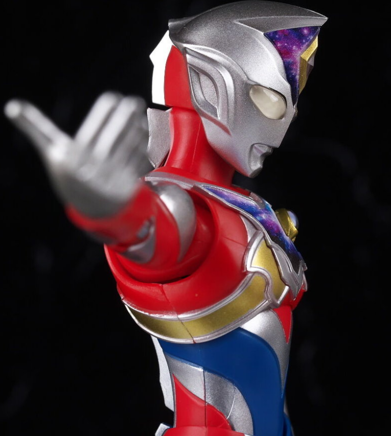 德凯奥特曼强壮型shf手办实物公开 几乎没有缺点的一款玩具