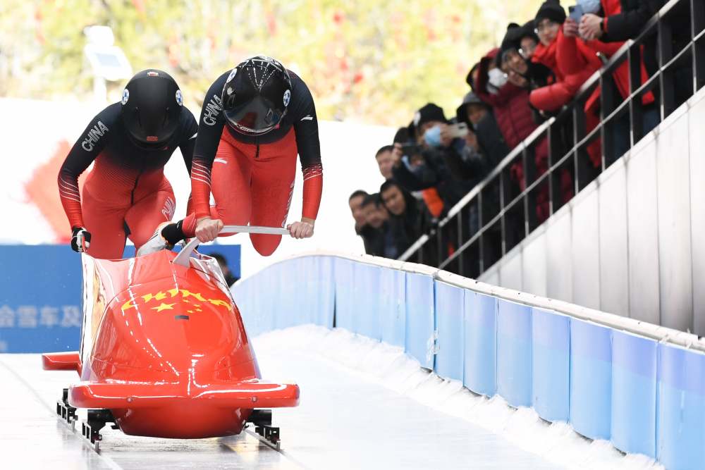 雪车女子双人赛况