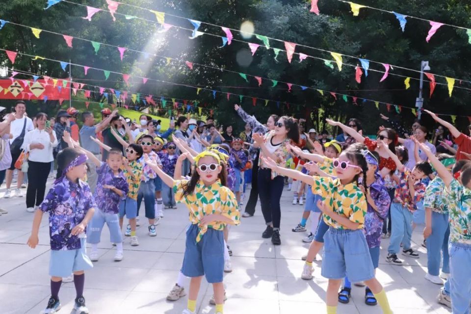 【新时代文明实践】乐享游园 趣味无限 奎屯的"六一"太酷啦