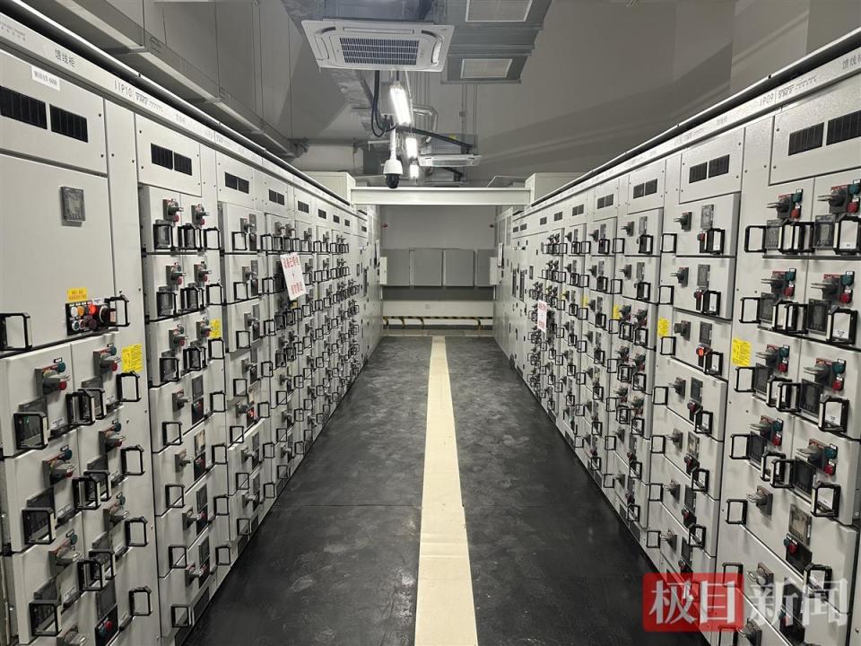 津静市域铁路首开段正线变电所送电成功_腾讯新闻