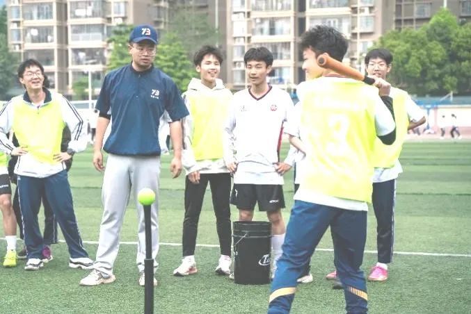恒兴中学跻身全省首批闽台棒垒球联动校