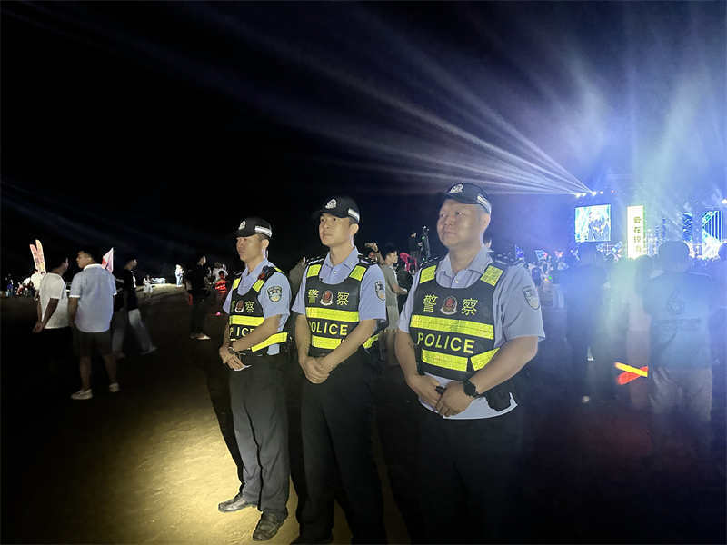 海南海岸警察"五一"期间有力护航辖区景区平安