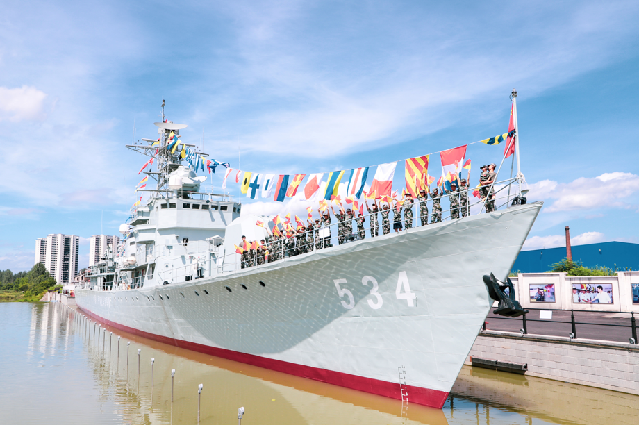 硬核导弹车,杨利伟太空舱,观摩金华舰,飞夺泸定桥,cs,观4d动画大型