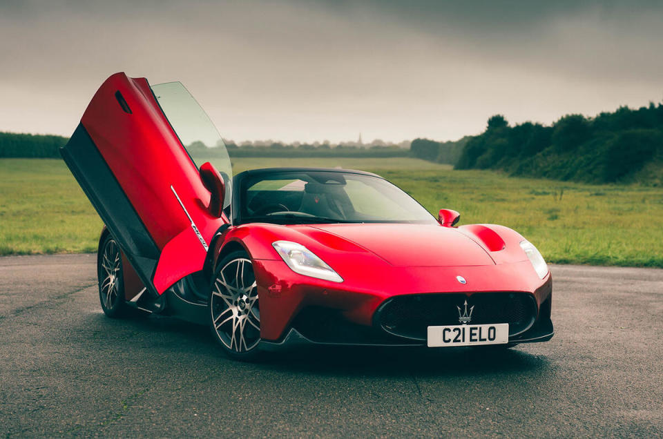 原汁原味的意大利风情,玛莎拉蒂mc20实车图曝光