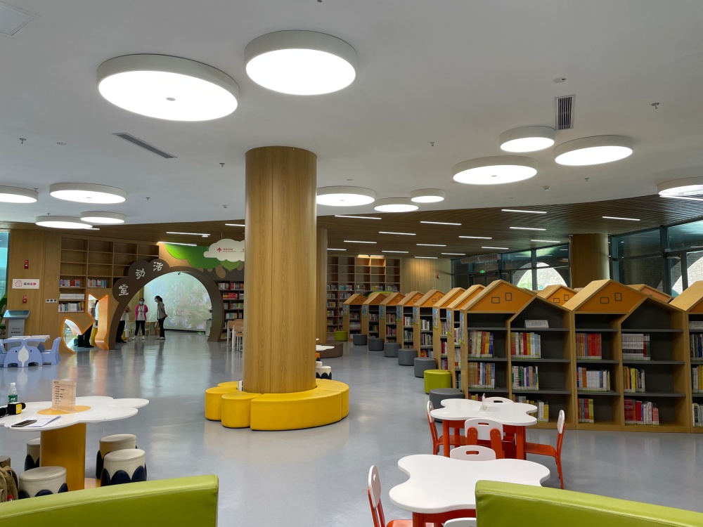 石家庄市图书馆新馆今天焕新开放