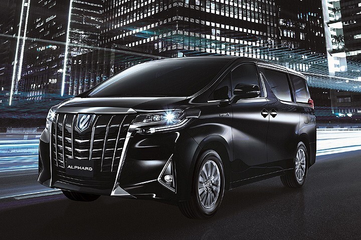 抢先实车实拍全新一代埃尔法台湾地区售价约735万