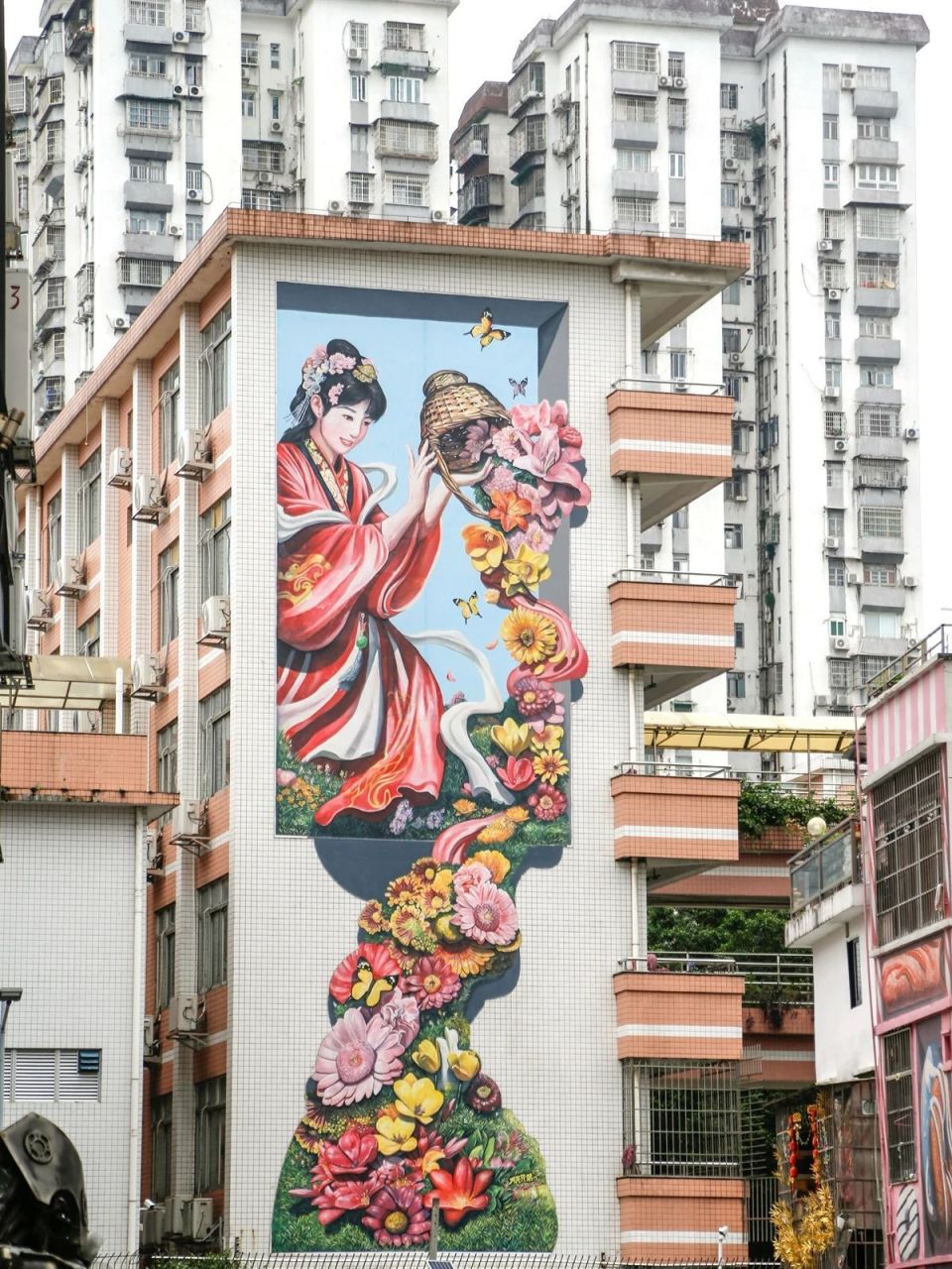 转角遇见惊喜越秀多彩墙绘超好拍