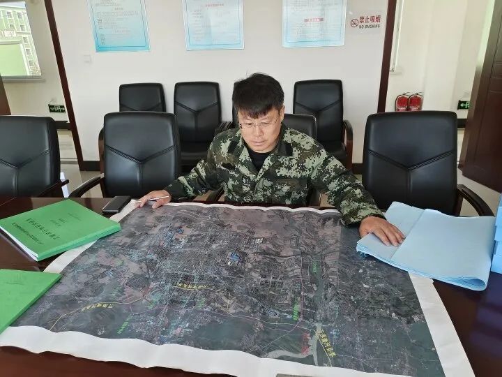 为民铺坦途!尹志勇用"工匠精神"守护"美丽公路"