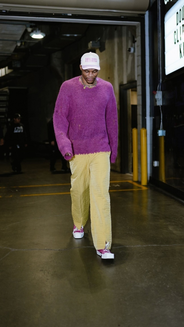 威少更新ins晒出自己本周穿搭