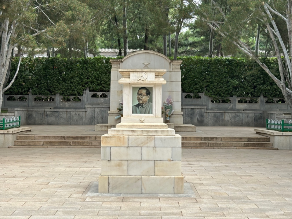 青山埋忠骨|这是"八宝山第一墓"