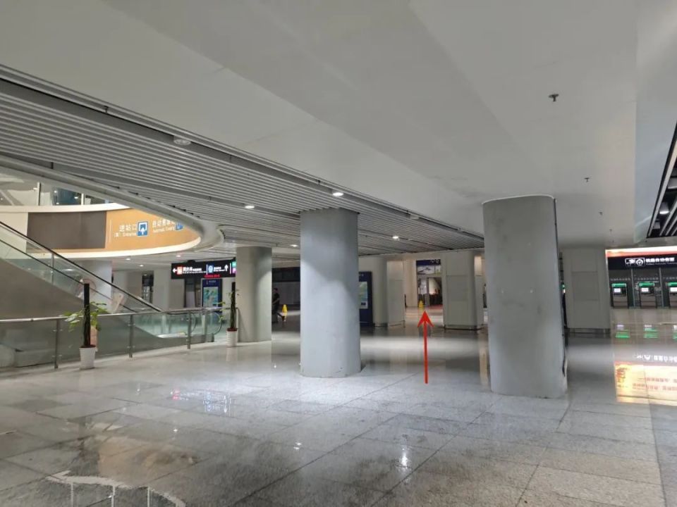 佛山西站无缝换乘,西进站口已开放使用!