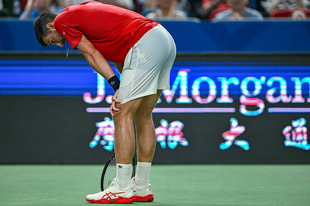 多名球员因上海极端炎热天气退赛后，ATP官方首度发声回应！_腾讯新闻