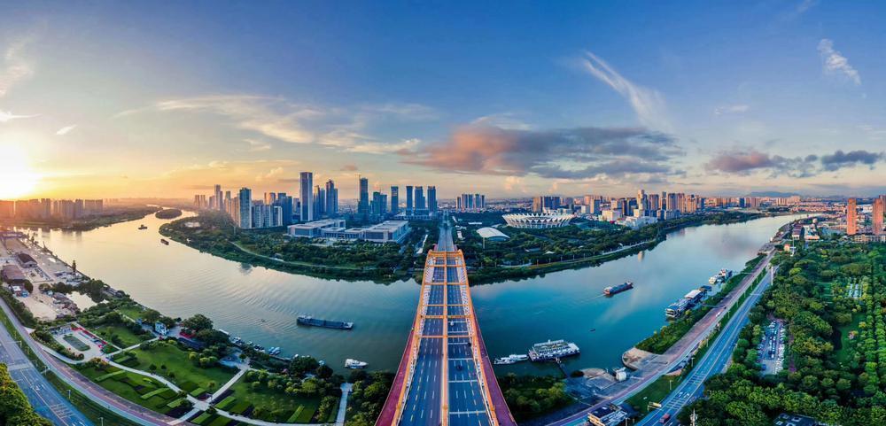 25位海内外名媒大咖走访佛山三龙湾_腾讯新闻