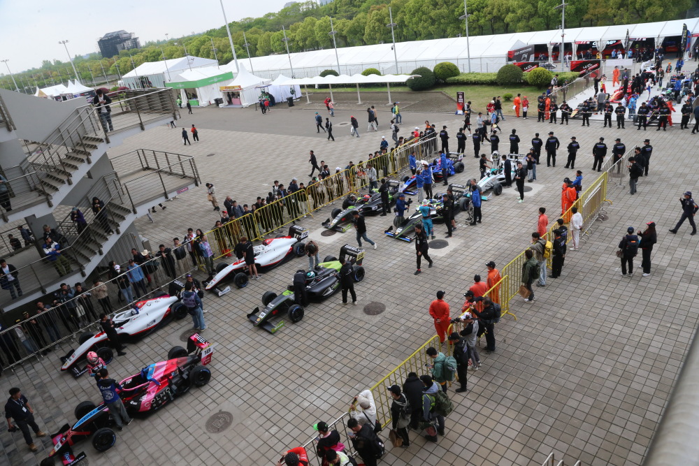 壳牌喜力国际汽联f4方程式中国锦标赛揭幕战第二回合在上海国际赛车场