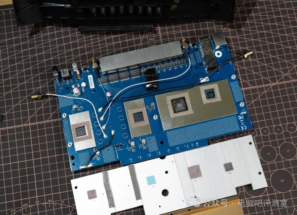 超多,超强,超全面的接口 华硕新款wifi7无线路由器 rt-be88u 测评