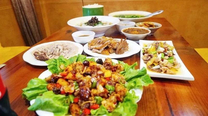 夏游云南 | 端午假期,来红河逛"街"