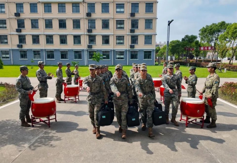 春季入伍新兵,下连!