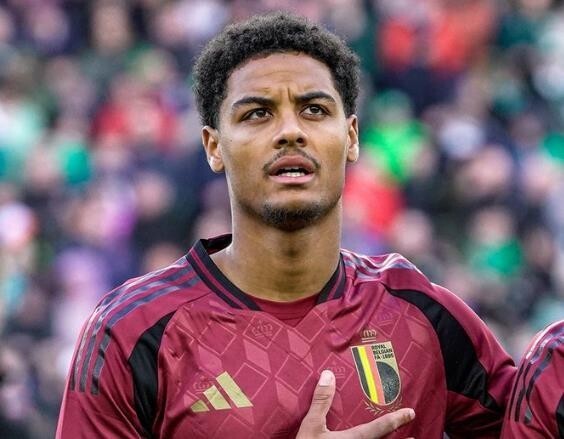 德温特在本月首次入选了比利时国家队大名单,他也在首场比赛就得到了