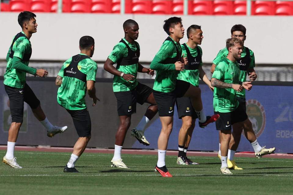 国安客战武汉主力射手张玉宁缺阵