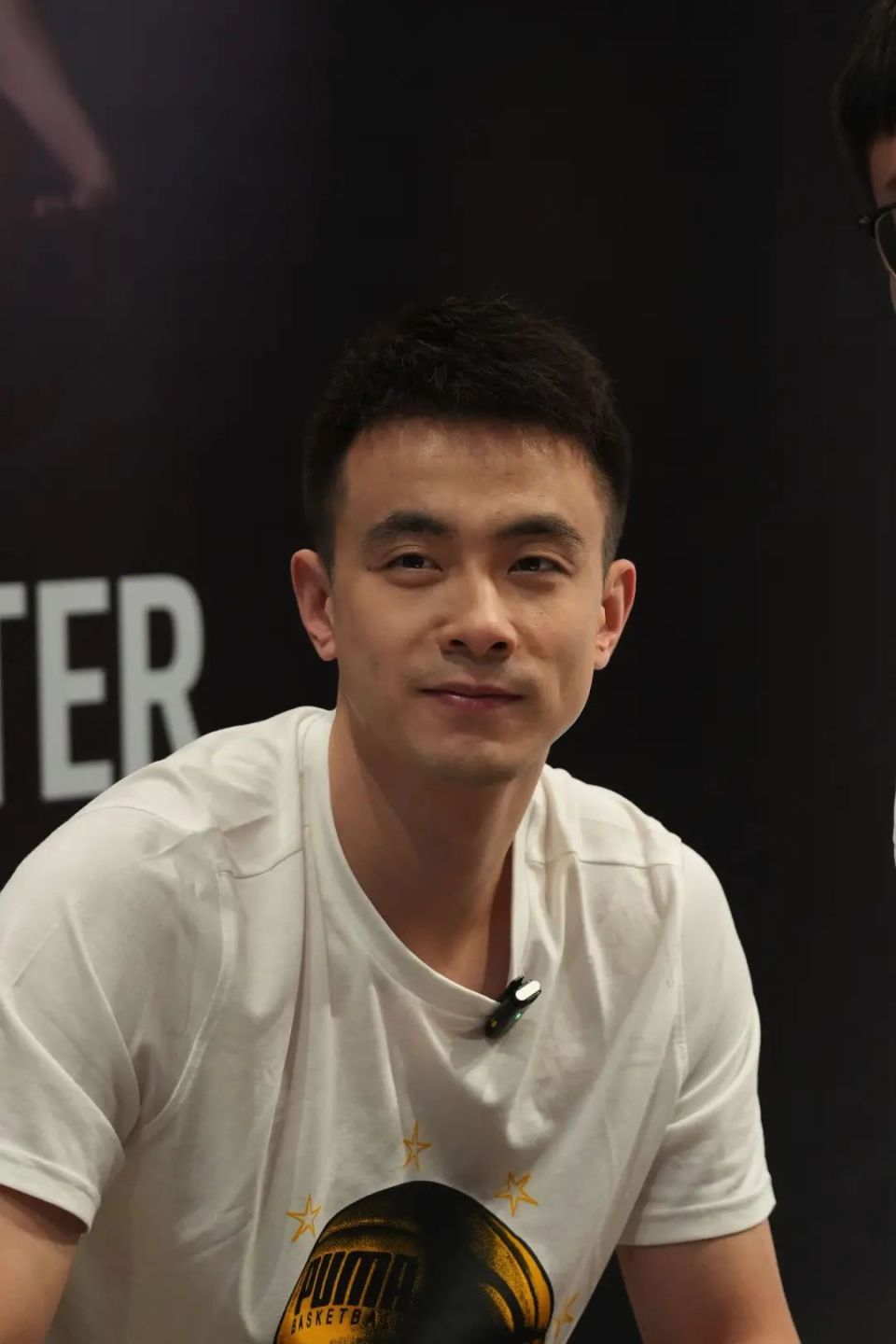 永远爱粉丝的赵继伟!