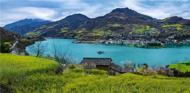 文县碧口古镇除了秀丽的乡村风景,宿在陇南乡村,感受青山绿水间的诗意